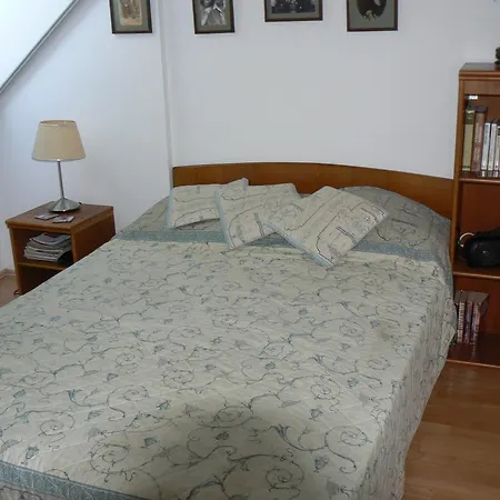 Lägenhet Szemes Apartman *